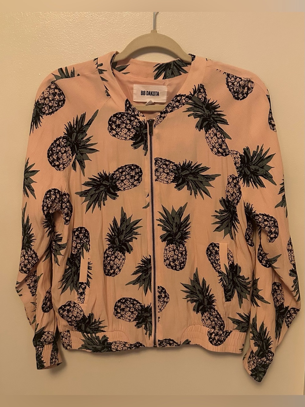 BB DAKOTA Women's Pink Pineapple Print Bomber Jacket